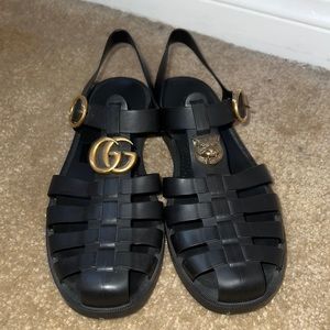 Gucci rubber buckle strap men sandals